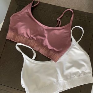 Women’s Small Pink sports bra